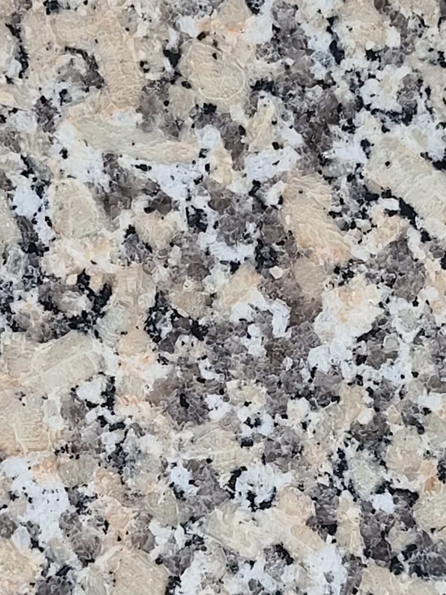 Baldosa de Granito Pulido Crema Delta