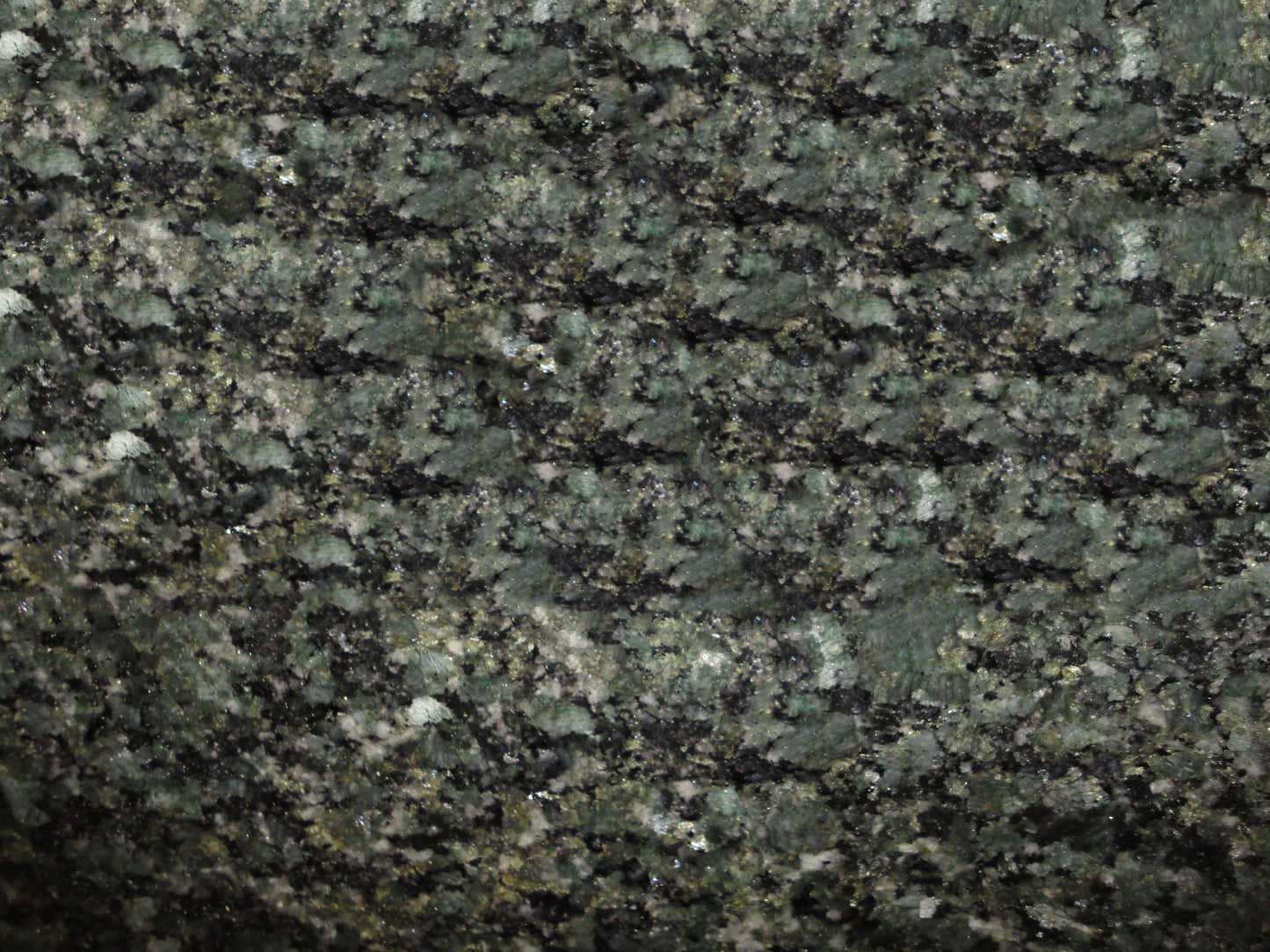 Lámina de Granito Pulido Verde Ubatuba 2CM (precio x m2)