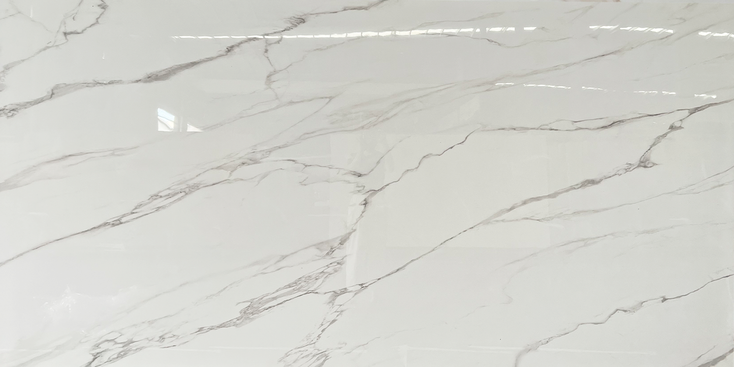 Tope de Piedra Sinterizada Calacatta Grey (320x160x1,2cm)