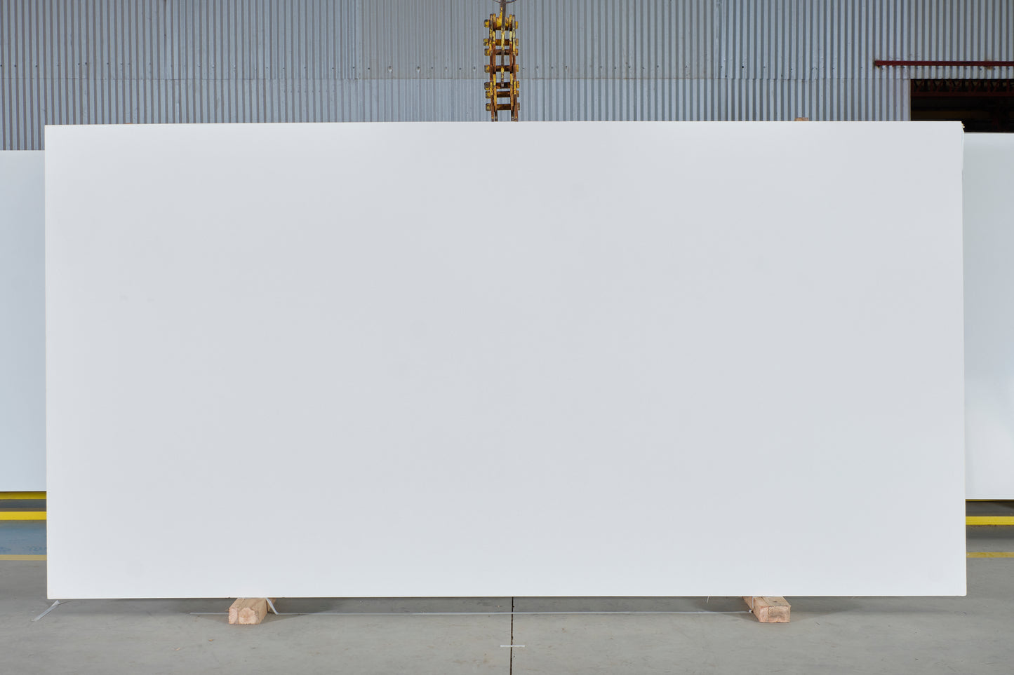 Lámina de Cuarzo White Sand (162x325x2cm) Pulido